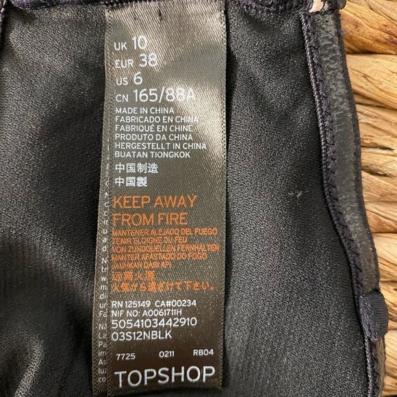 NWOT Topshop Polka Dot Bandeau Bow Front - Picture 4 of 4